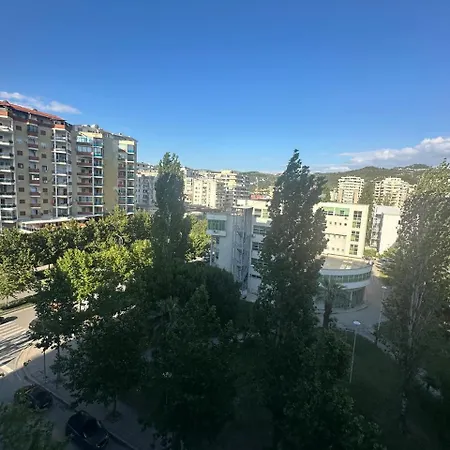 Flofla Apartment